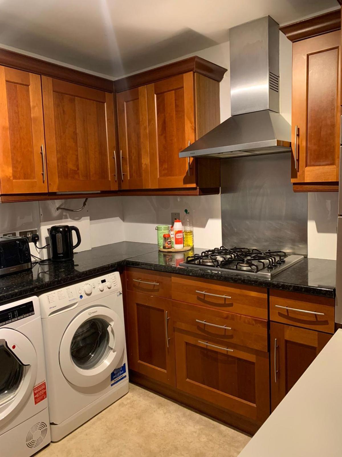 דירות לונדון Cobbold Court Share Flat מראה חיצוני תמונה