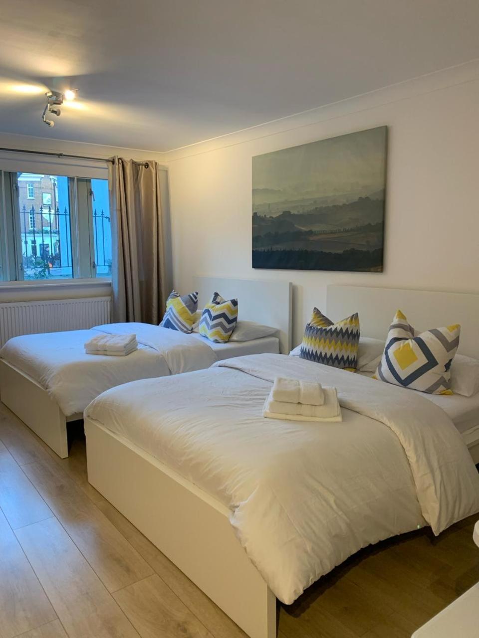 דירות לונדון Cobbold Court Share Flat מראה חיצוני תמונה