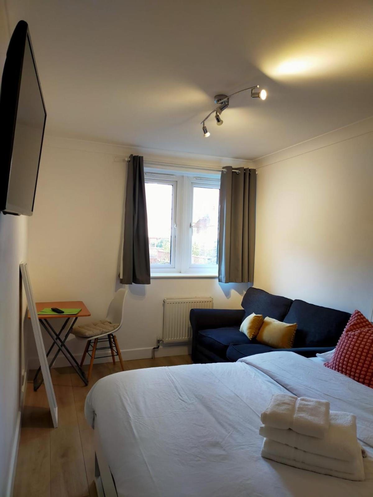 דירות לונדון Cobbold Court Share Flat מראה חיצוני תמונה